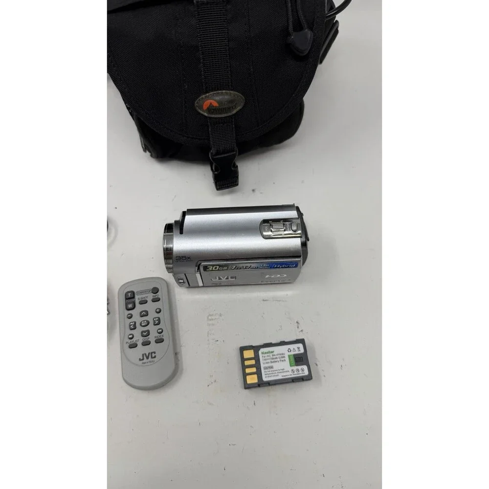 JVC Everio GZ-MG330HU Video Hard Disk Camcorder - Tested and Working